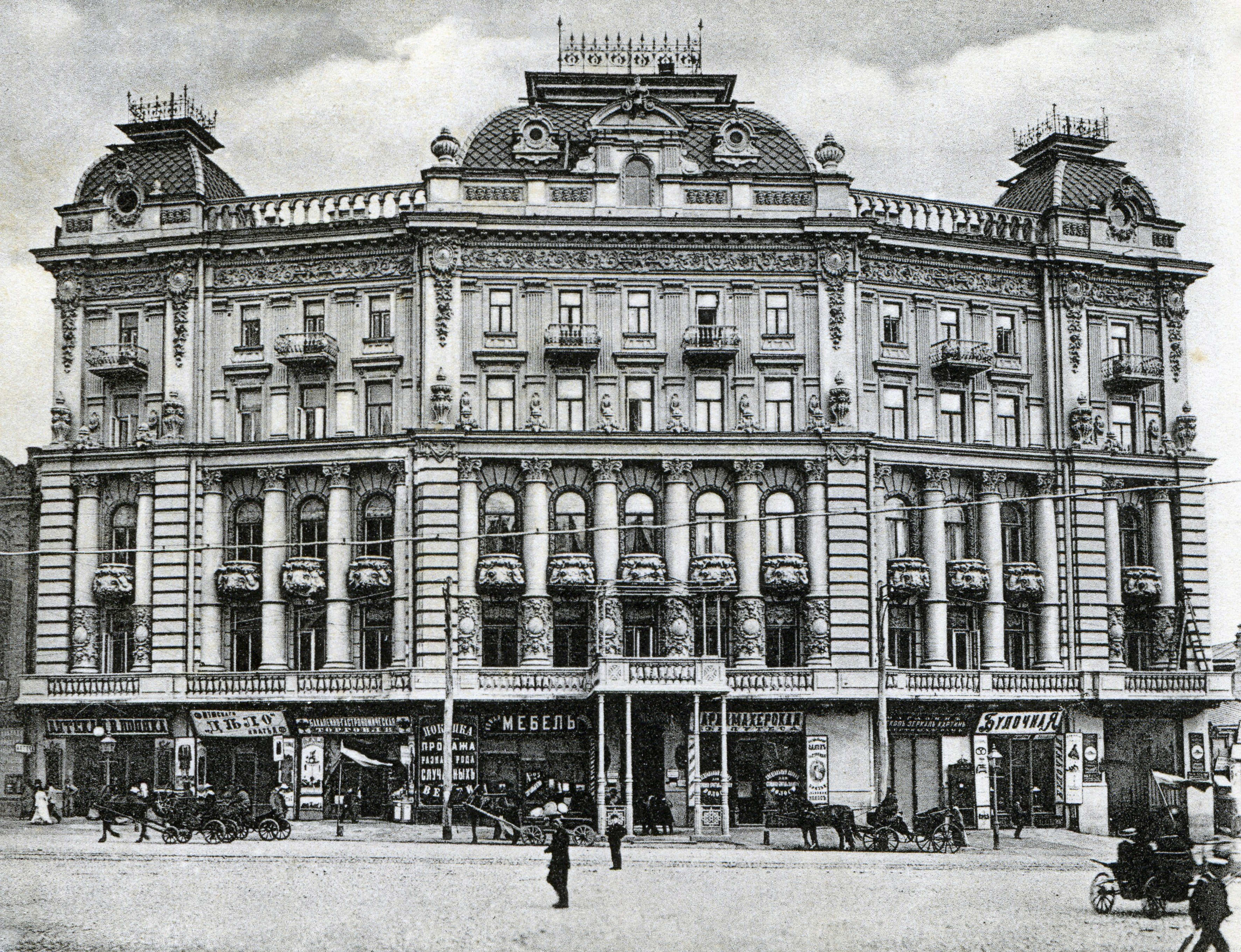 Benderskyi apartment building / D.Markov