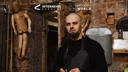 Sculls, Flowers, Birds and Houses: How Kharkiv Artist Sought the Identity of the Frontline City